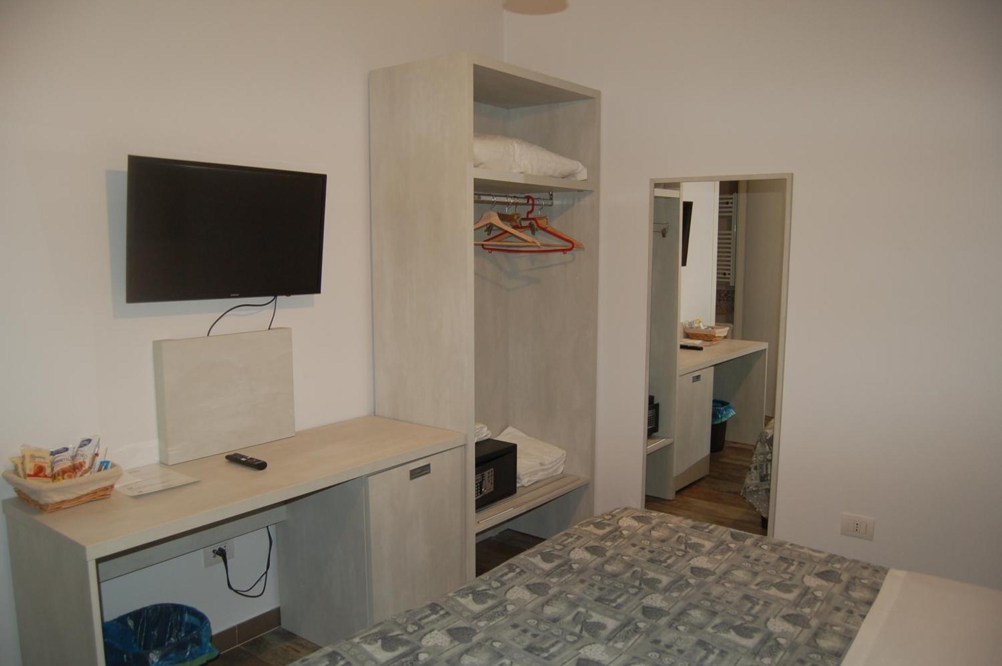 Le 2 Gravine Hotel Matera Exterior photo